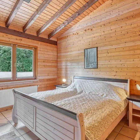2 Bedroom Gorgeous In Casa de Férias *